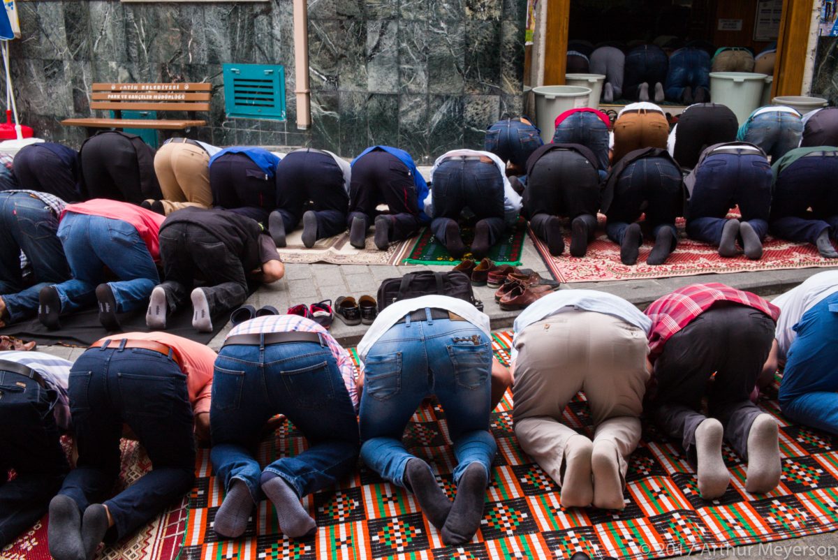 Afternoon Prayers, Istanbul