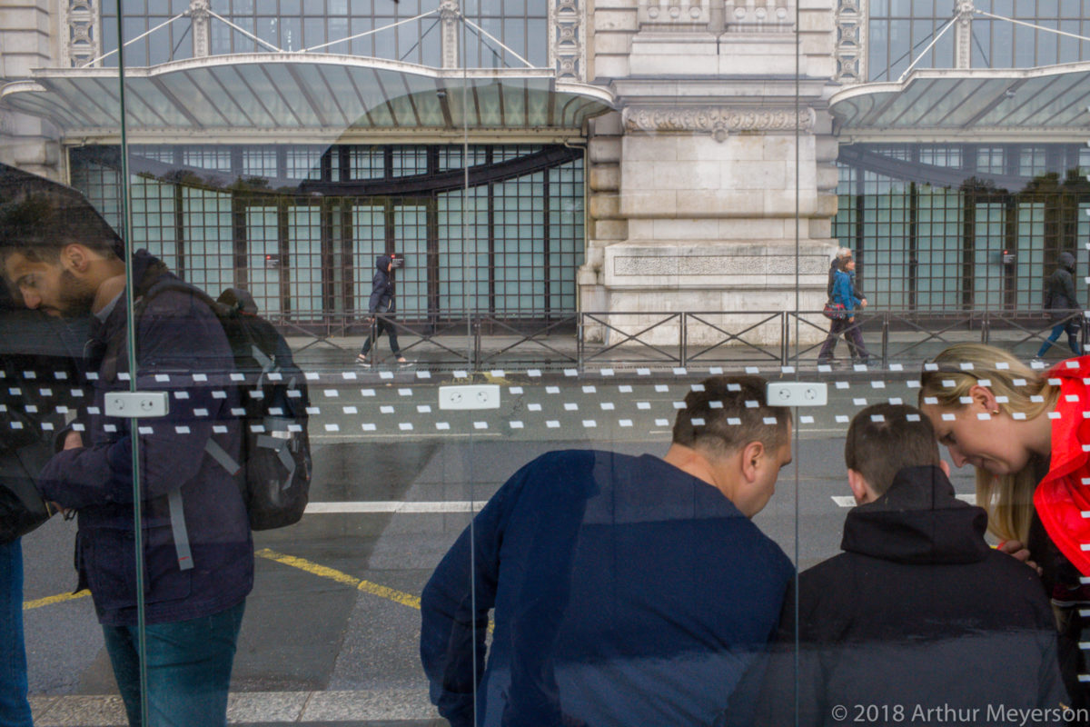 Bus Stop, Paris